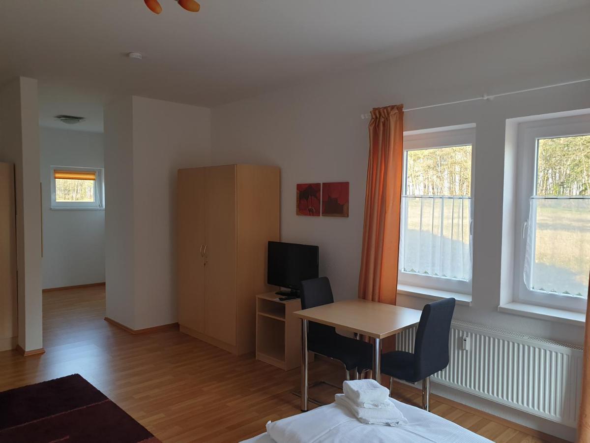 Bernsteinsee Ferienwohnungen Und Apartments Sassenburg エクステリア 写真